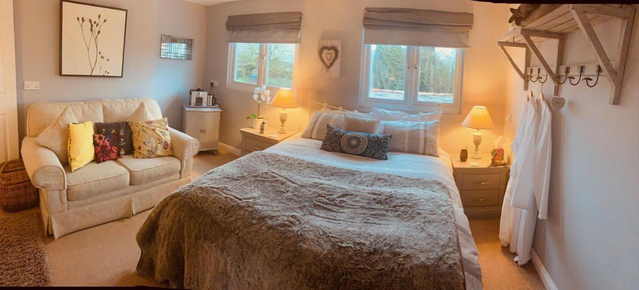 Molesworth Accommodation, Pyworthy, Devon โฮลส์เวิร์ทธี ภายนอก รูปภาพ